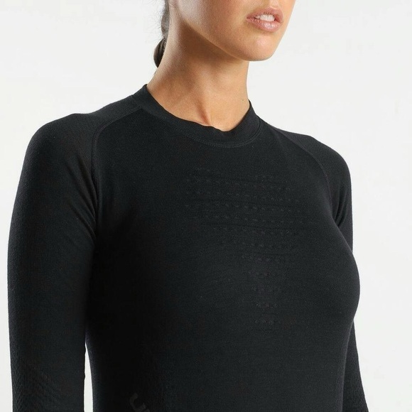 NWT UYN Fusyon Biotech Long Sleeve Undershirt, Black, Size XS - Picture 3 of 12